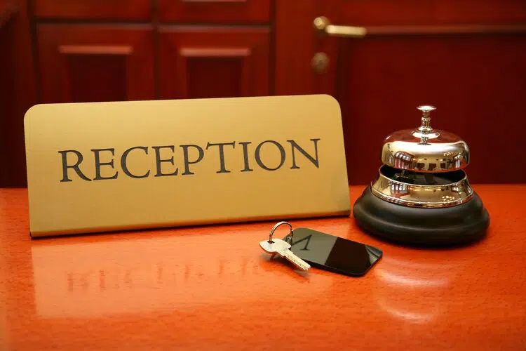 Hotel Mission (im)possible: consulenza alberghiera e revenue management nel terzo millennio.